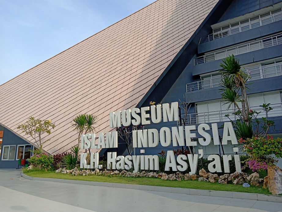 Mempelajari Sejarah Islam di Museum Islam Indonesia KH Hasyim Asy’ari