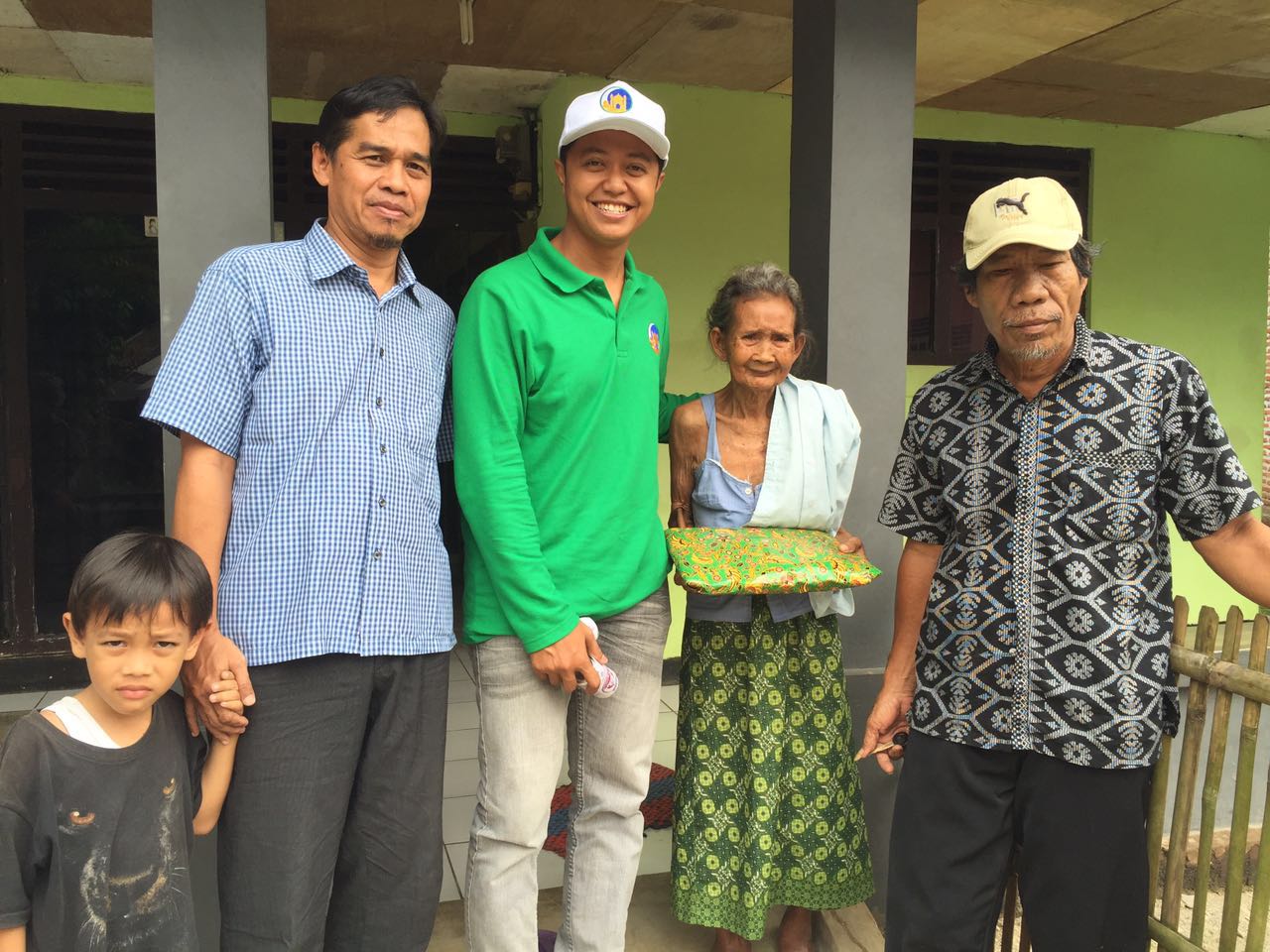 Bahagianya Mereka Tidak Ternilai Harganya :)
