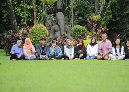Travelling Escape: Berkunjung ke Museum Di Tengah Kebun