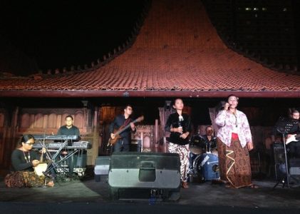 Learning from John: More Javanese than I do